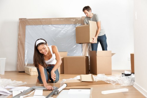 Moving boxes and relocation planning for removals to France