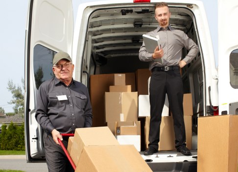 Residential unpacking service helping a family settle into a new home