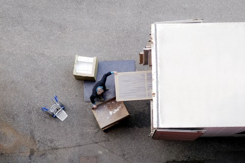 Local removals van loaded for a house move in Tofrance
